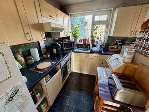 Kitchen- click for photo gallery